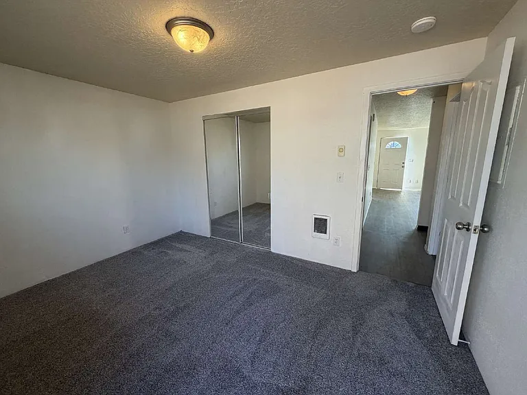 665 NE 7th St #1 — Photo 5