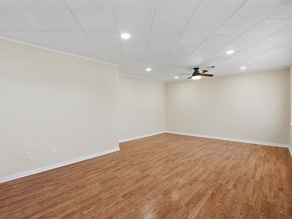 4th image of 11106 N Chatburn Ln