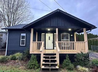 203 Roake Avenue SE, Castle Rock, WA 98611