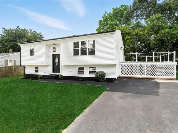 73 Ormsby Ave, Warwick, RI 02886