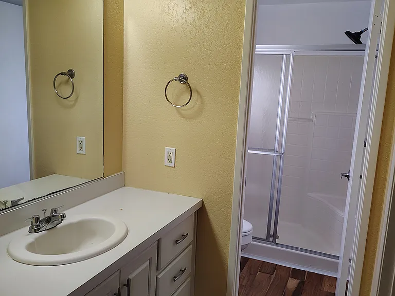 1201 Inca Ln — Photo 3