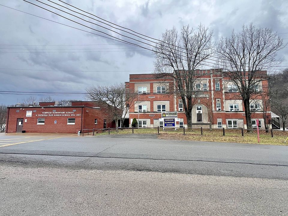 1st image of 208 Kidd Ave