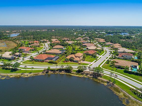 5th image of 858 SE Tres Belle Cir