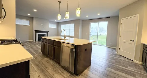 W217N6176 Masters Dr — Photo 10