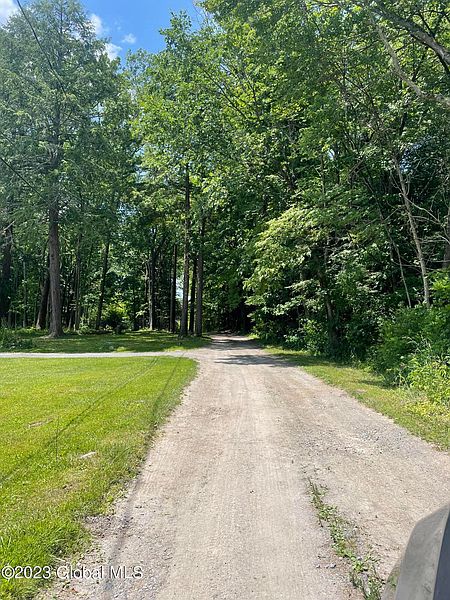 3rd image of 33 Turner Park Road