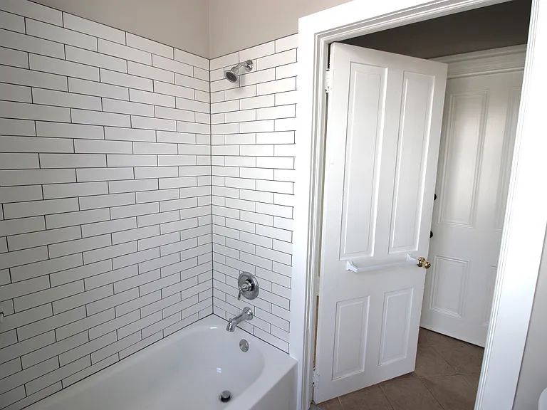 344 Hodgson St #3 — Photo 14