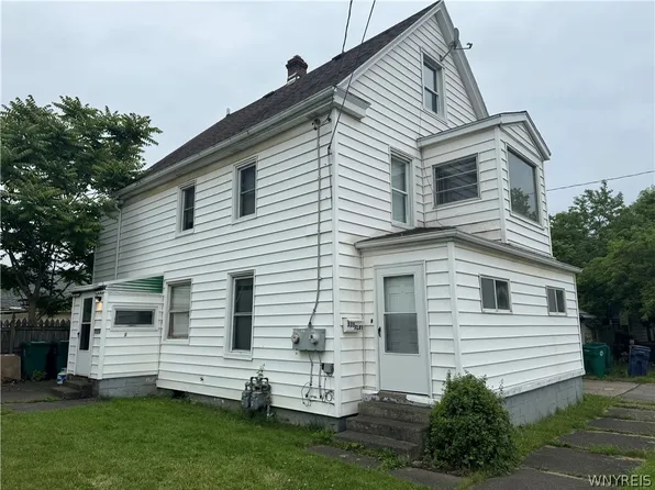 335 27th St, Niagara Falls, NY 14303