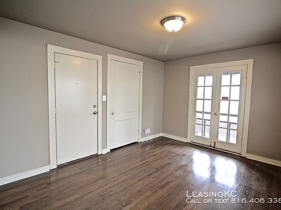 3rd image of 4340 Holly St APT 1N