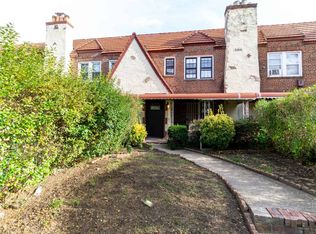 178-18 Leslie Rd #A, Jamaica, NY 11434