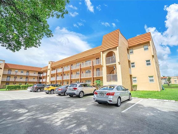 2nd image of 9010 Sunrise Lakes Boulevard #211