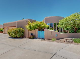 8831 Oakland Ct NE, Albuquerque, NM 87122