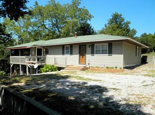 53 Quarterline Dr, Cape Fair, MO 65624