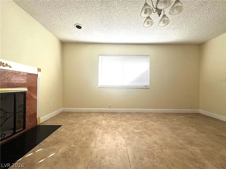 7054 Fenway Ave — Photo 5