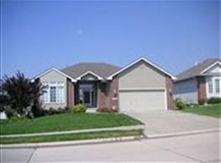 15212 Spaulding St, Omaha, NE 68116