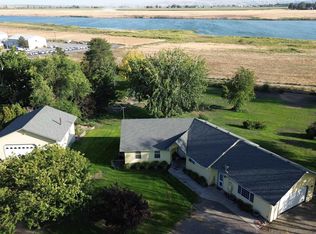 502 Tuttle Ln, Burbank, WA 99323