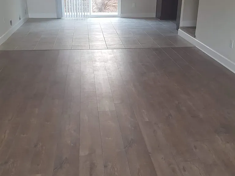 1150 Galeria Cir — Photo 2