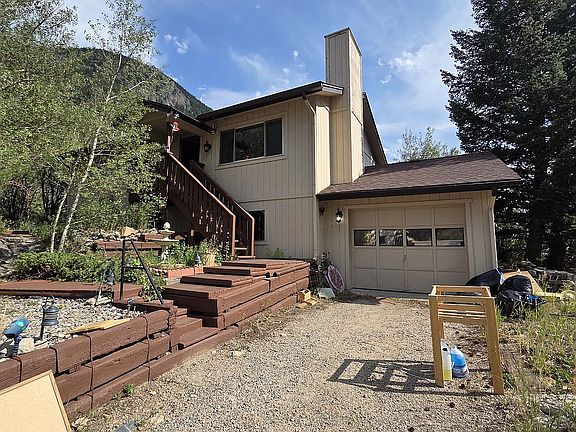 3rd image of 235 Scepter Cir