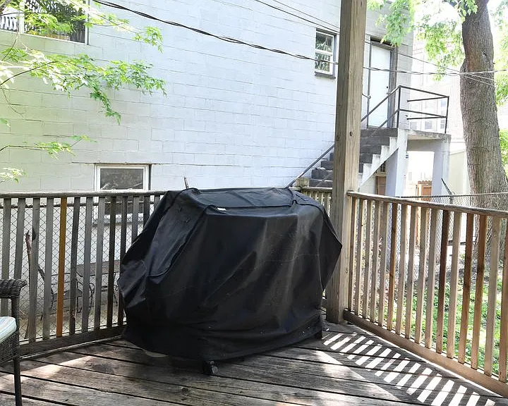 810 Russell Blvd #A | Soulard 63104 — Photo 13