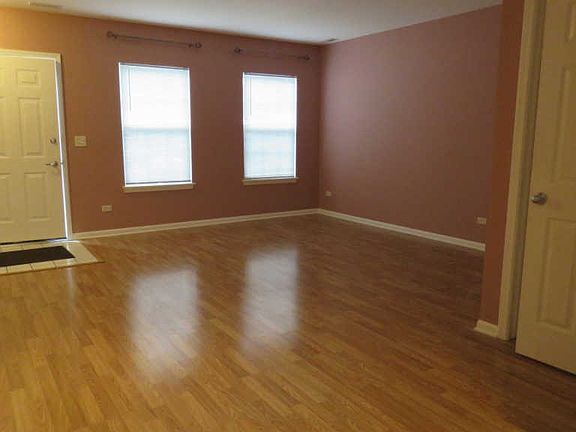 4th image of 1404 W Split Oak Cir