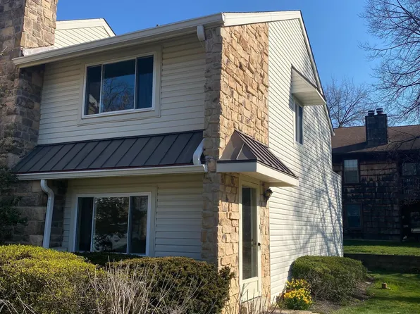 311 Headhouse Ct, Chesterbrook, PA 19087