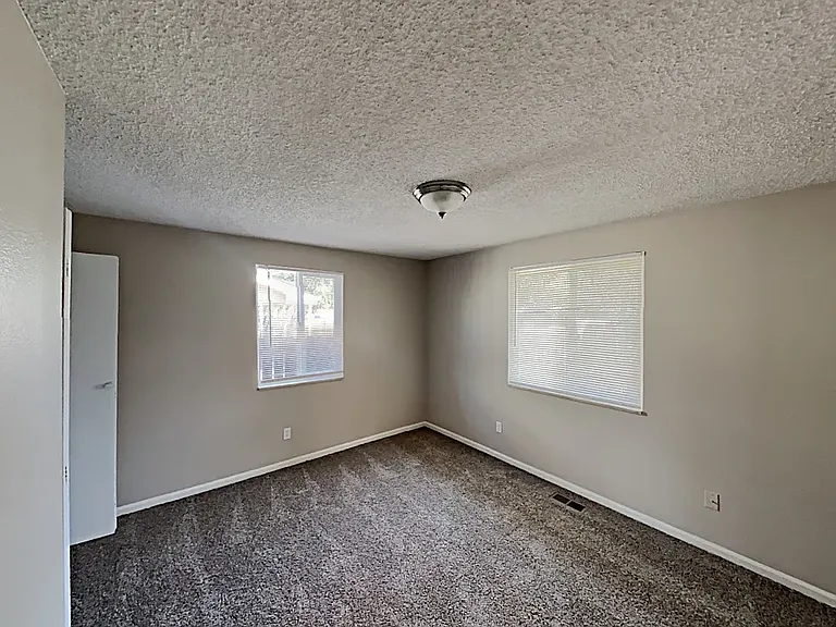 2656 E 117th Way — Photo 9