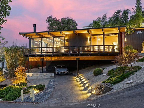 2nd image of 21090 Rios St