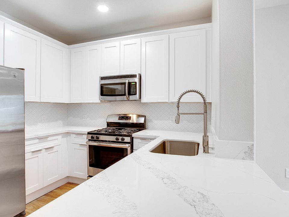 1st image of 5550 W 6th St #2-405