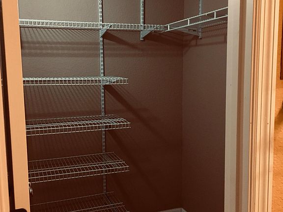 5th image of 2837 NE 3str #203