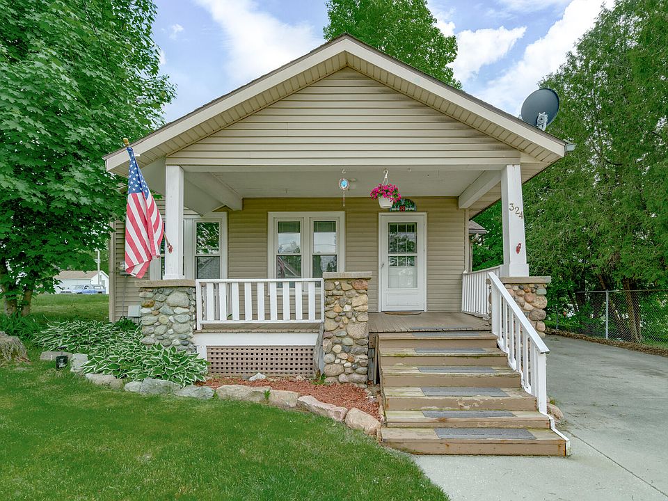 324 E Green St, Hastings, MI 49058 Zillow