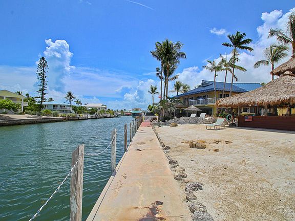 4th image of 119 Pirates Cove Dr