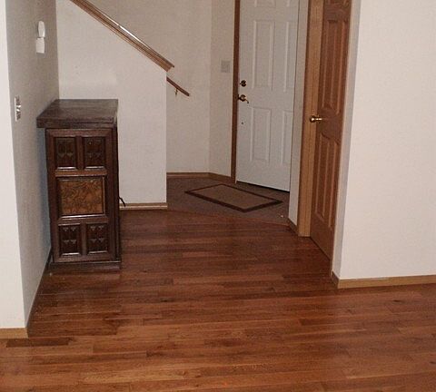 4th image of 816 126th St E #A