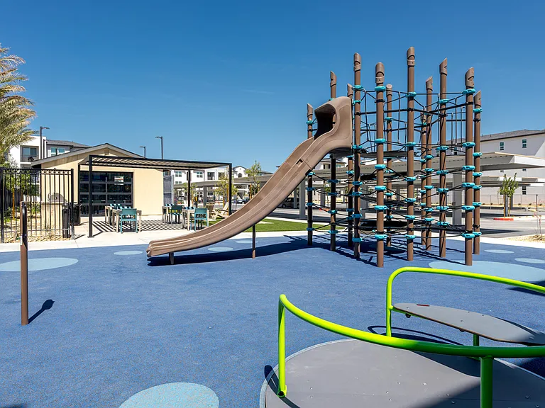 Desert Meadows Townhomes — Photo 22