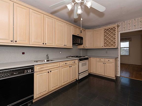 3rd image of 214-33 24th Ave #5H
