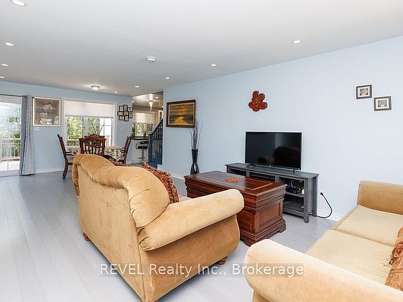 5th image of 491 Geneva St