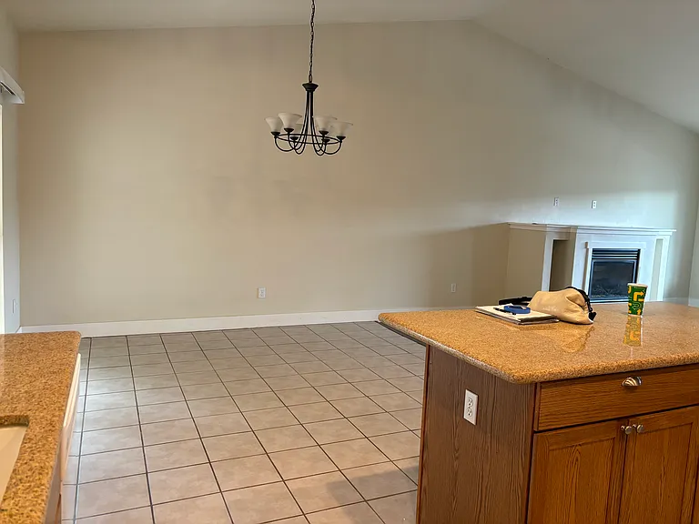 Eating area off kitchen