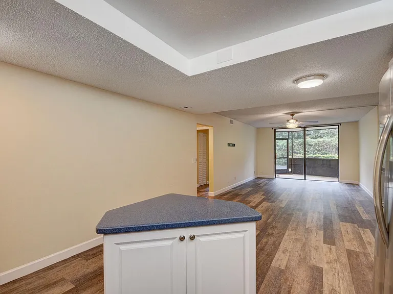 890 N Federal Hwy #103 — Photo 8