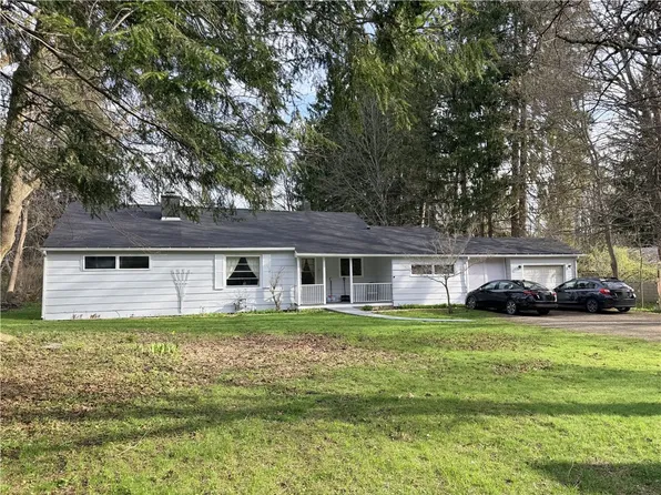 82 W University St, Alfred, NY 14802