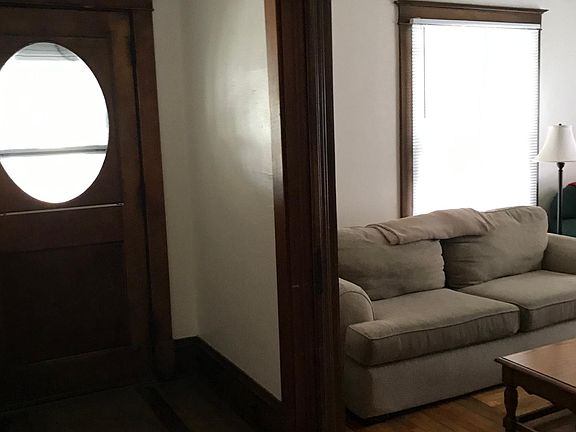 Front entryway