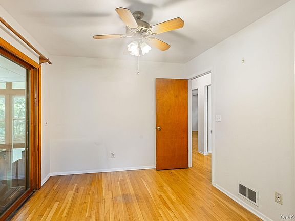 5th image of 13 Lillian Drive