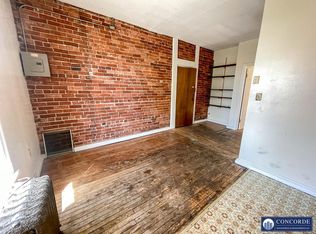 1113 H St #B5, Lincoln, NE 68508