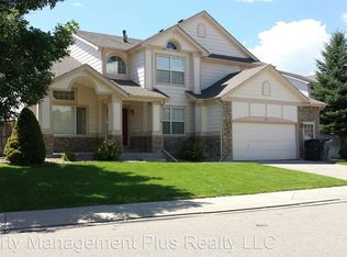 601 Saint Andrews Dr, Longmont, CO 80504