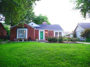 251 N Ridgewood Dr, Wichita, KS 67208