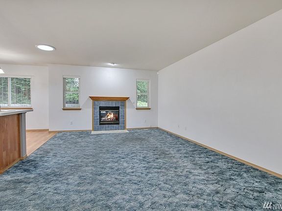 5th image of 2615 168th Street Ct E