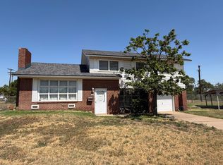 2802 Walnut Ave, Lubbock, TX 79404