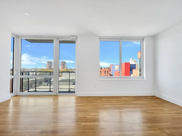 150 4th Ave #8H — Photo 5