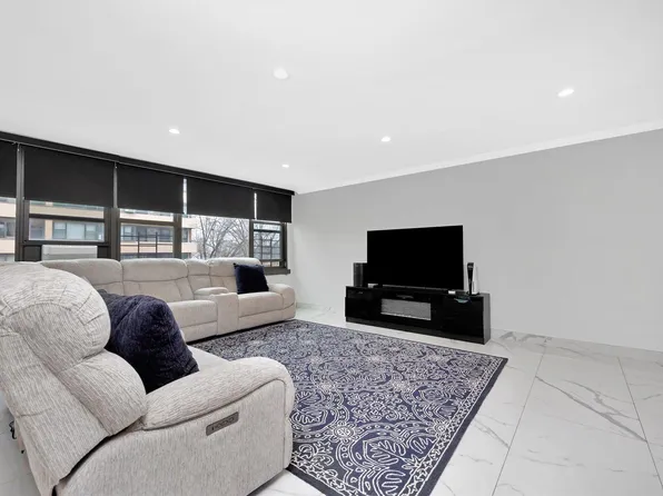 162-20 9th Ave #5C, Beechhurst, NY 11357