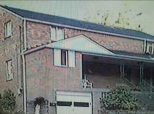 335 Pennoak Dr, Pittsburgh, PA 15235