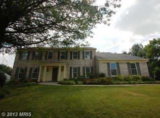 1 Tyler Ln, Sterling, VA 20165