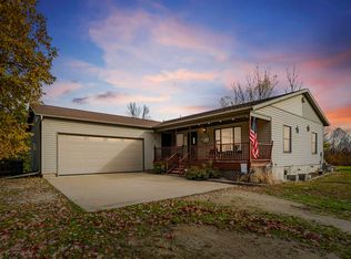 330 S Mill St, Wadena, IA 52169