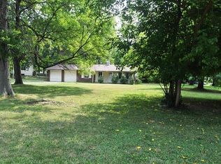 238 Sunset Dr, Ballwin, MO